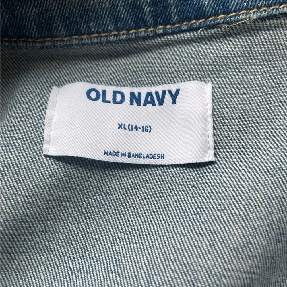 Old Navy Light Blue Denim Jacket in Girls‎ XL